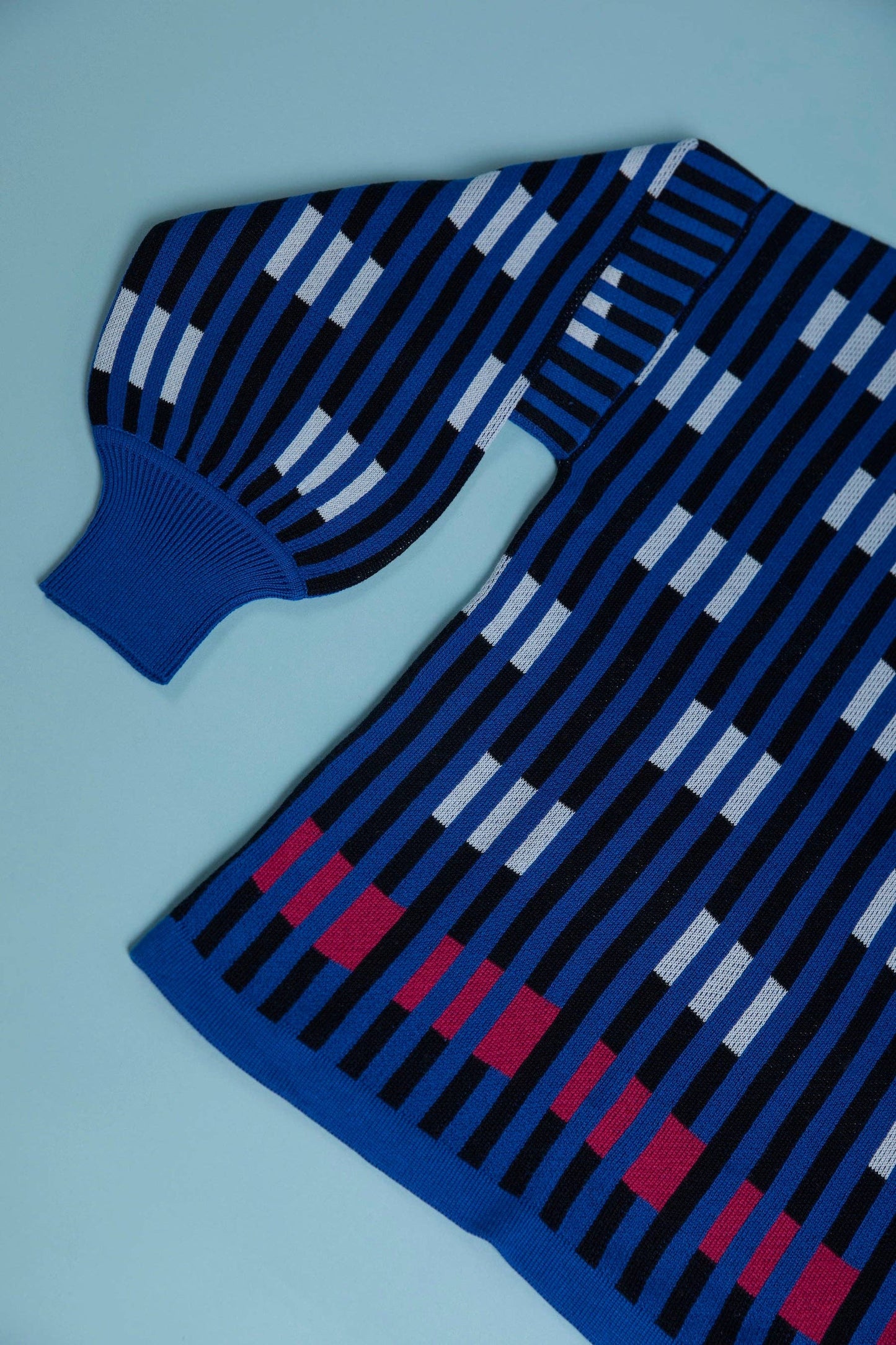 Bauhaus Crew Sweater - Hologram