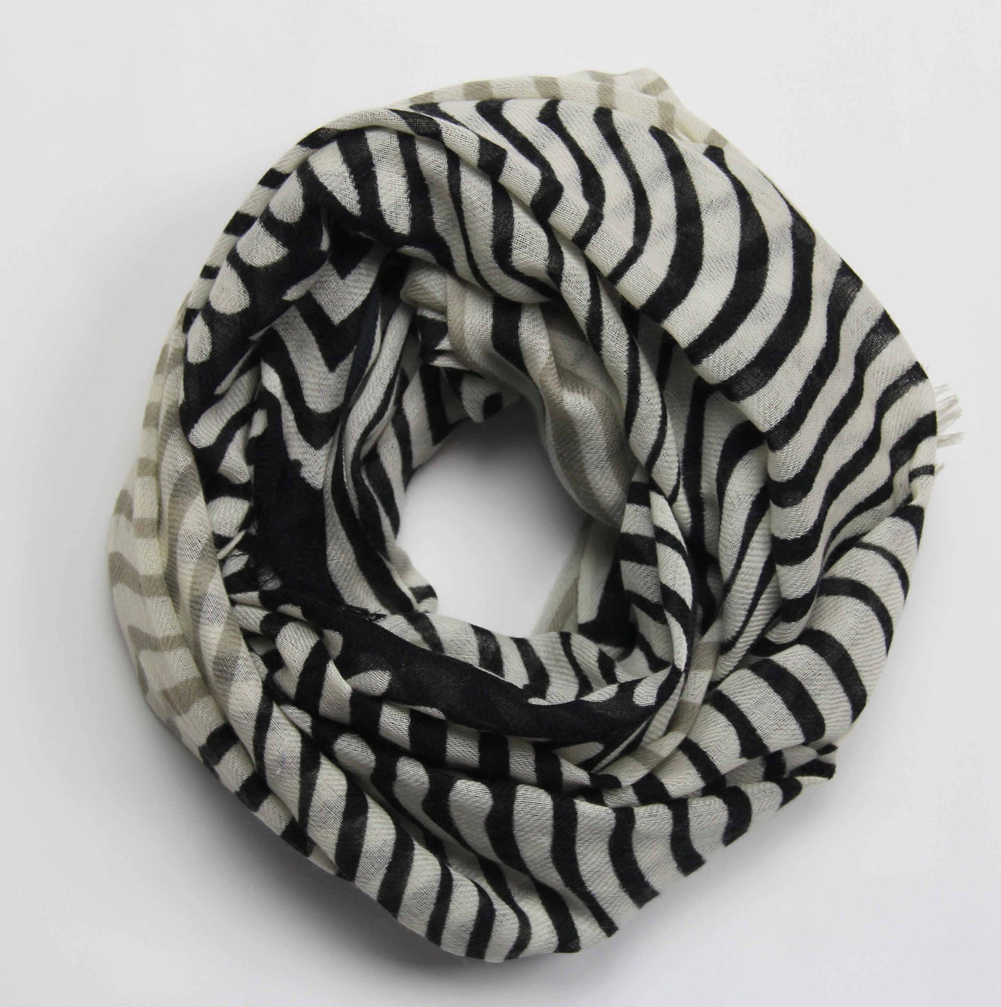 Resonance Black Scarf