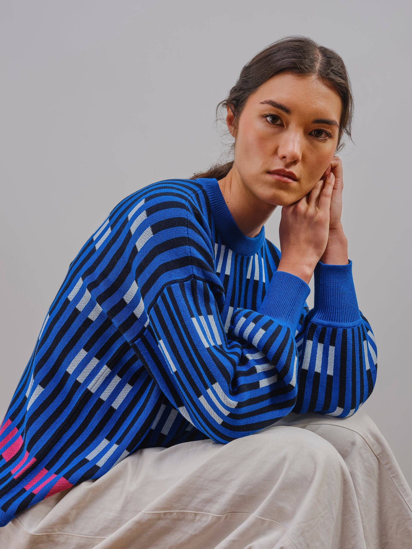 Bauhaus Crew Sweater - Hologram