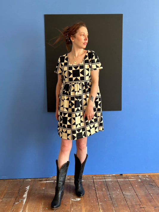 The Billie Dress in Quilt Star
